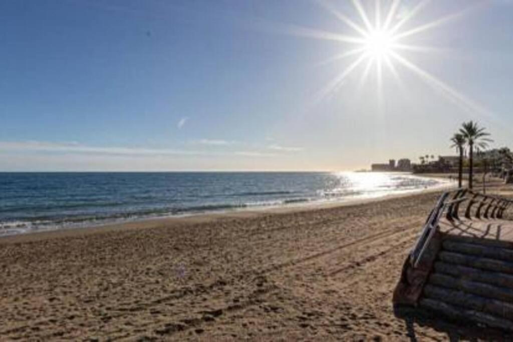 Stylish Seaside 3 Bed Apartment With Terrace + Sea View Benalmadena Exterior photo